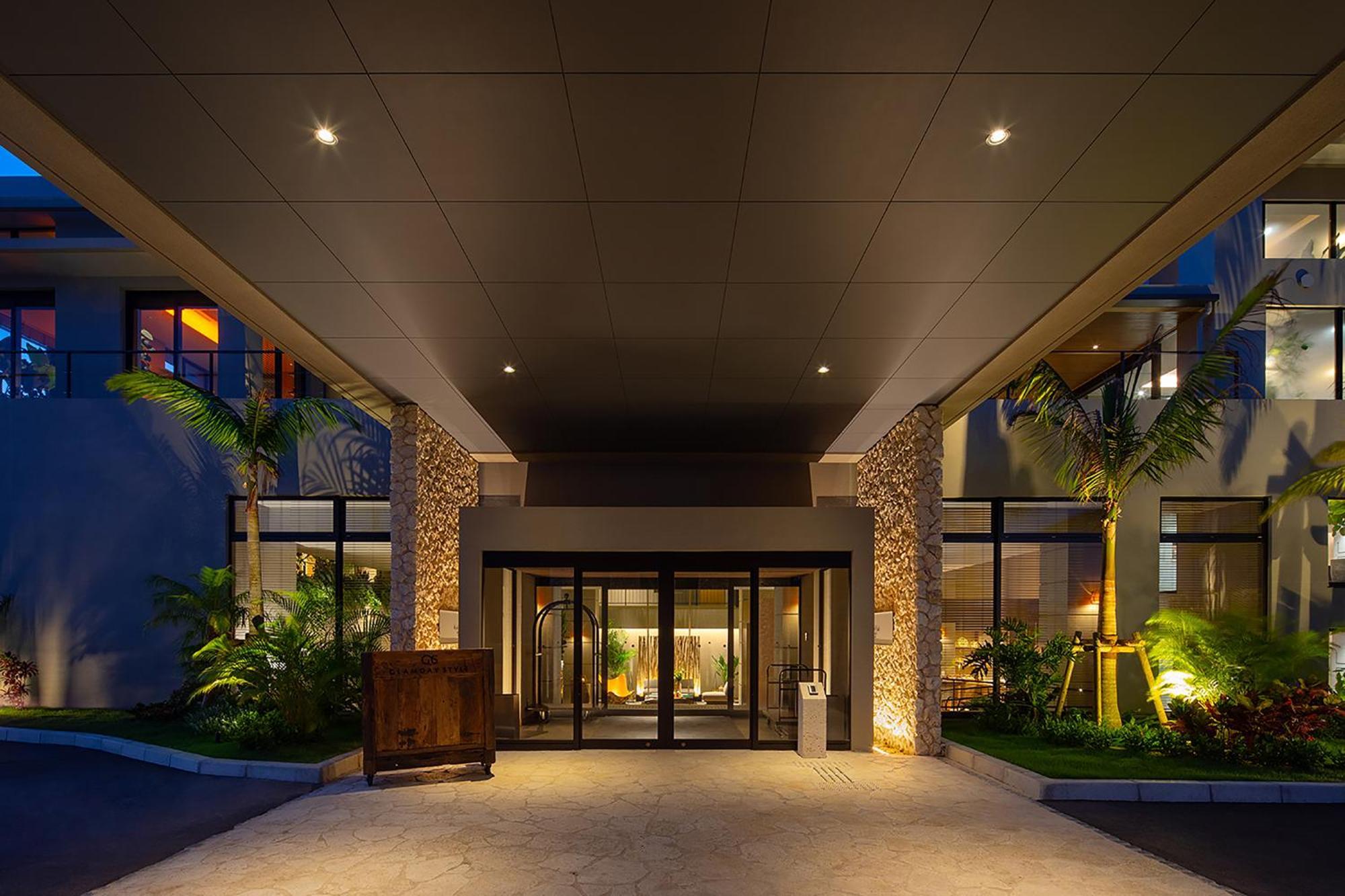 Glamday Style Okinawa Yomitan Hotel & Resort Extérieur photo