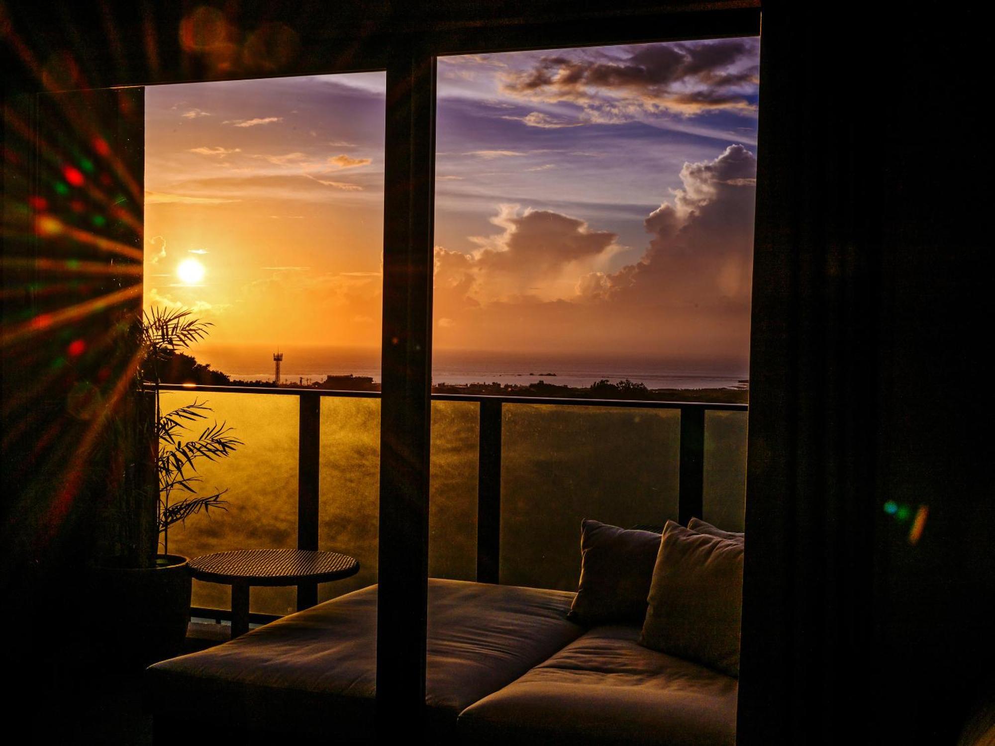 Glamday Style Okinawa Yomitan Hotel & Resort Extérieur photo
